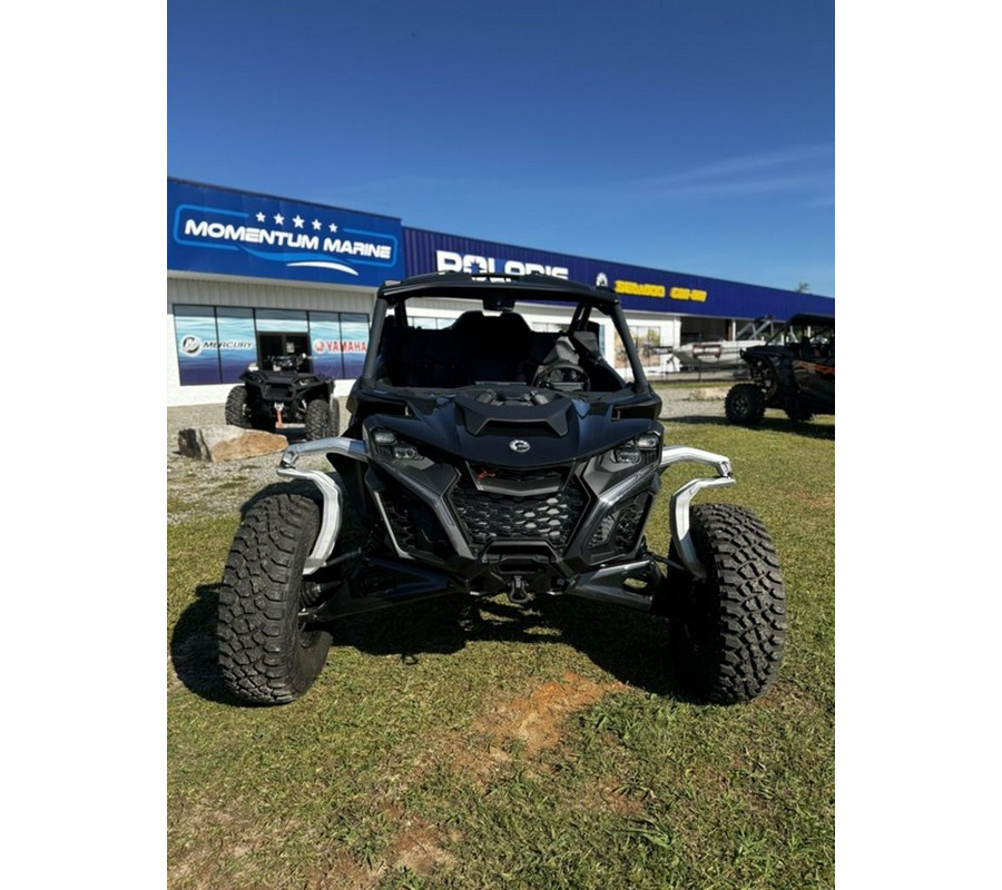 2024 Can-Am™ Maverick R X