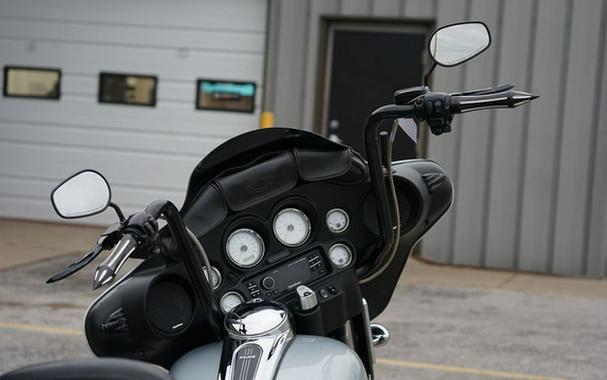 2010 Harley-Davidson FLHX - Street Glide