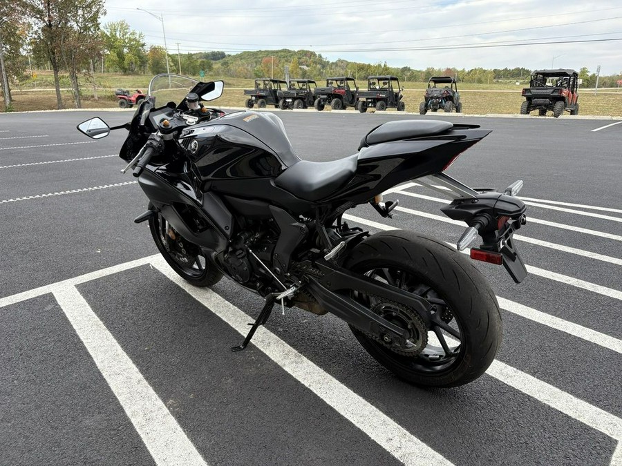 2025 Yamaha YZF-R7