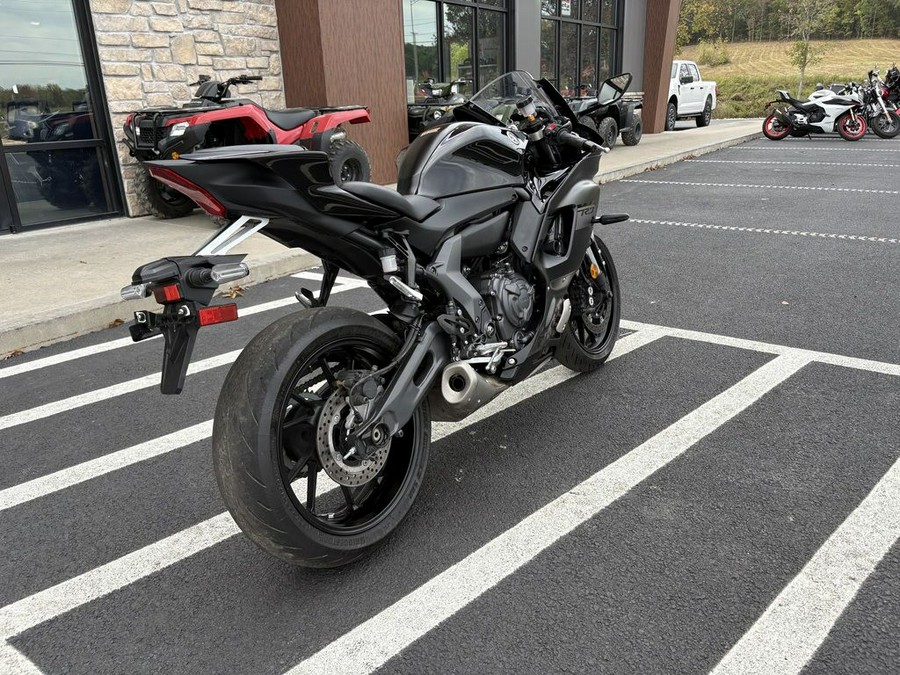 2025 Yamaha YZF-R7