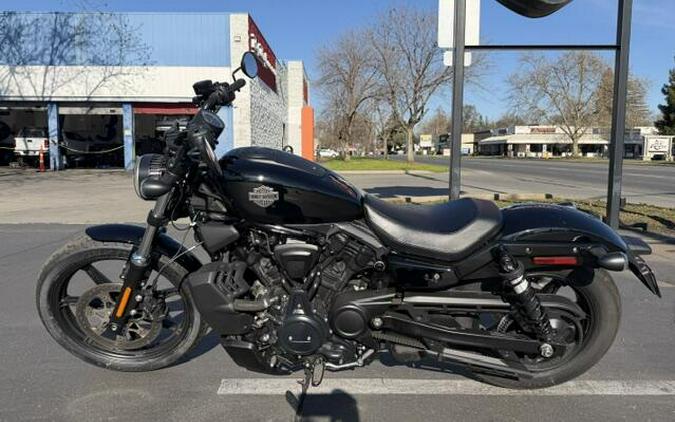 RH975 2025 Nightster™