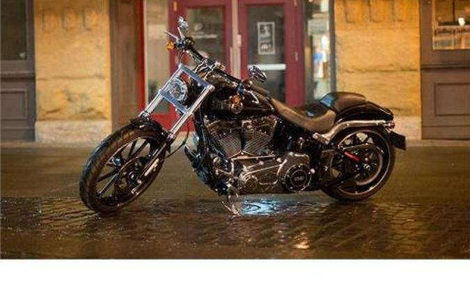 2015 Harley-Davidson Breakout®