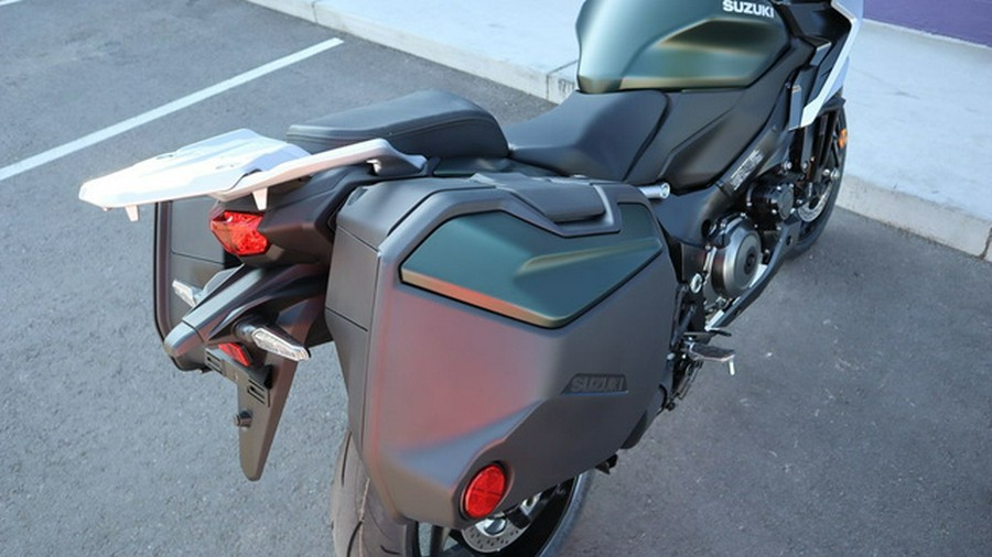 2024 Suzuki GSX-S1000GX Plus