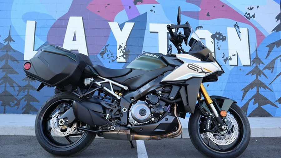 2024 Suzuki GSX-S1000GX Plus