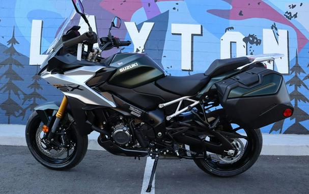 2024 Suzuki GSX-S1000GX Plus