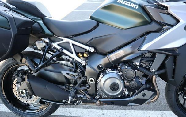 2024 Suzuki GSX-S1000GX Plus