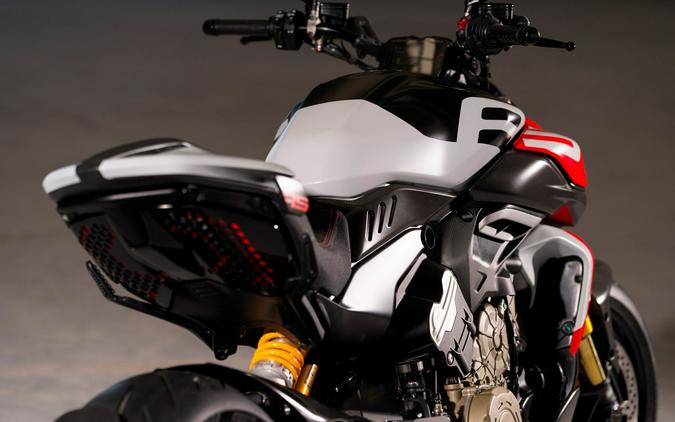 2026 Ducati Diavel V4 RS