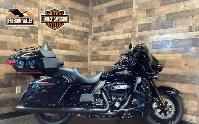 2024 Harley-Davidson Ultra Limited Vivid Black - Black Finish FLHTK