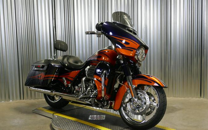 2015 Harley-Davidson CVO Street Glide