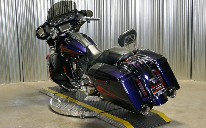 2015 Harley-Davidson CVO Street Glide