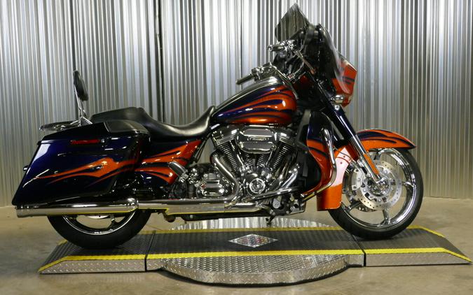 2015 Harley-Davidson CVO Street Glide