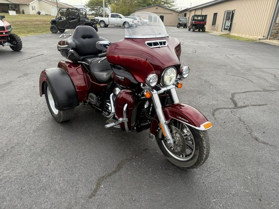 2016 Harley-Davidson® FLHTCUTG - Tri Glide® Ultra