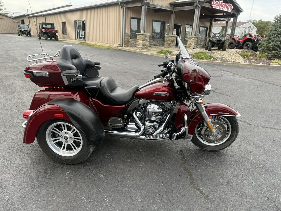 2016 Harley-Davidson® FLHTCUTG - Tri Glide® Ultra