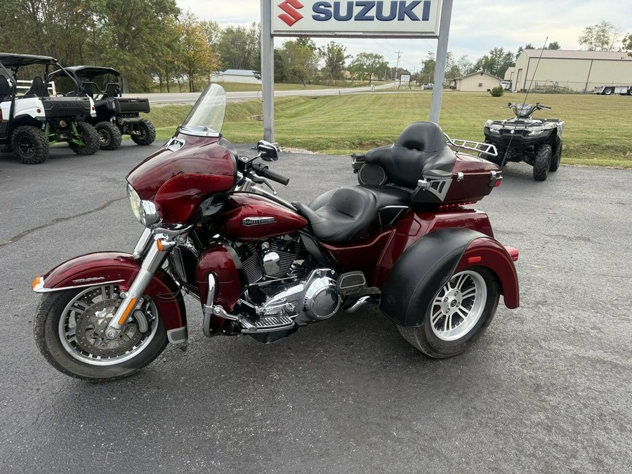 2016 Harley-Davidson® FLHTCUTG - Tri Glide® Ultra