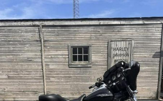 2013 Harley-Davidson® FLHX - Street Glide®