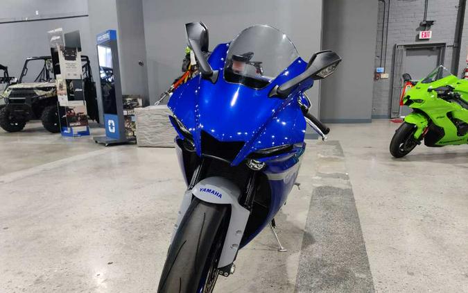 2020 YAMAHA YZF-R1