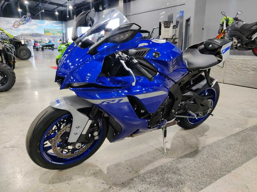 2020 YAMAHA YZF-R1