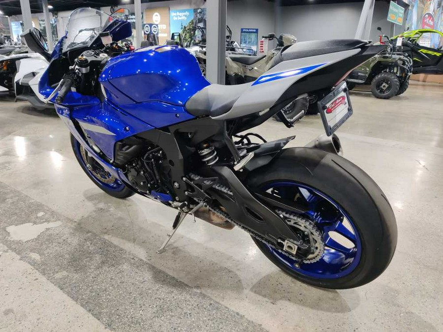 2020 YAMAHA YZF-R1