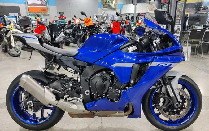 2020 YAMAHA YZF-R1