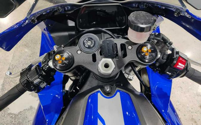 2020 YAMAHA YZF-R1