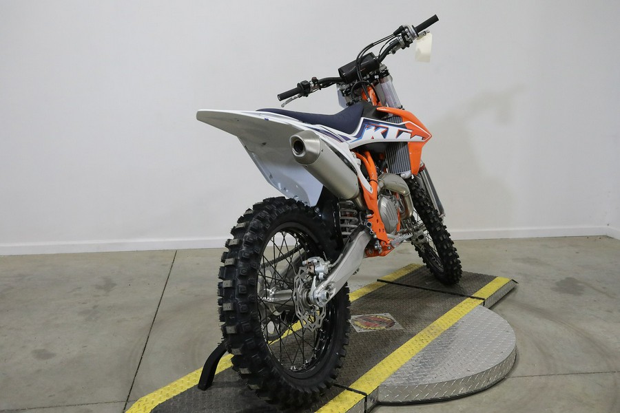 2022 KTM 450 SX-F