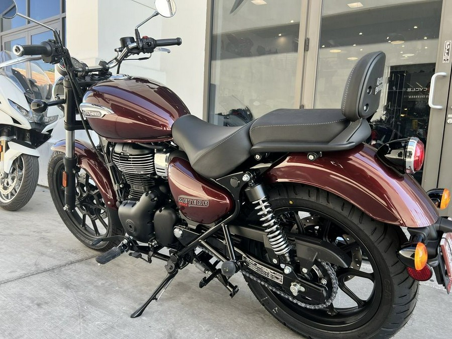 2023 Royal Enfield Meteor 350 Stellar Red