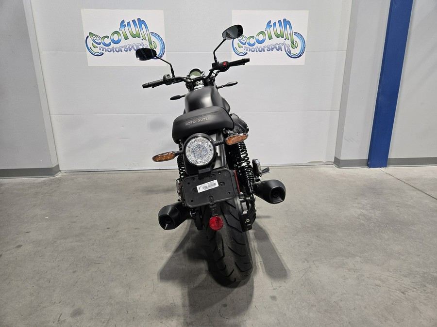 2027 Moto Guzzi V7 Stone