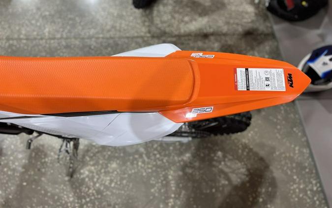 2024 KTM 250 XC