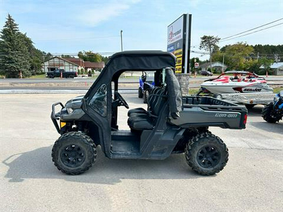 2023 Can-Am Defender XT HD9