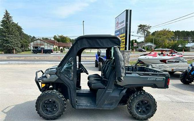 2023 Can-Am Defender XT HD9