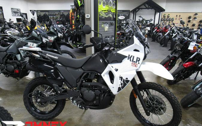2025 Kawasaki KLR®650 Pearl Crystal White/Metallic Carbon Gray