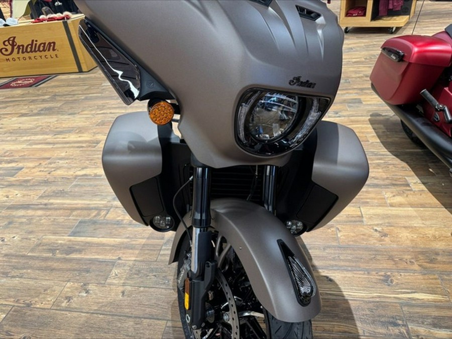 2025 Indian Roadmaster PowerPlus Dark Horse Nara Bronze Smok