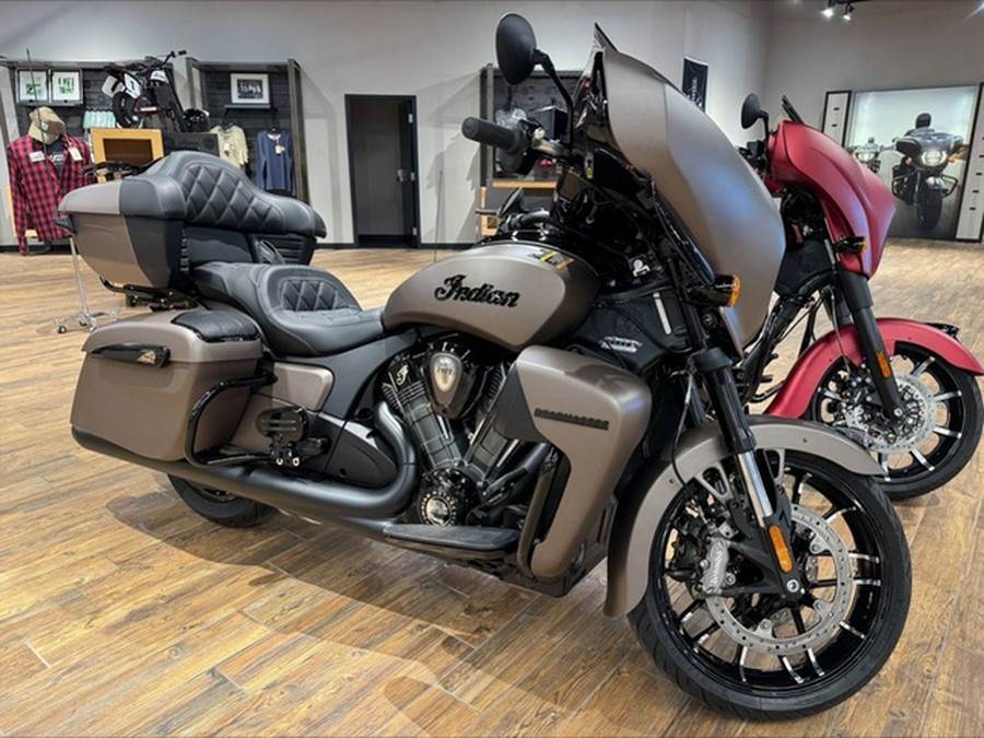 2025 Indian Roadmaster PowerPlus Dark Horse Nara Bronze Smok