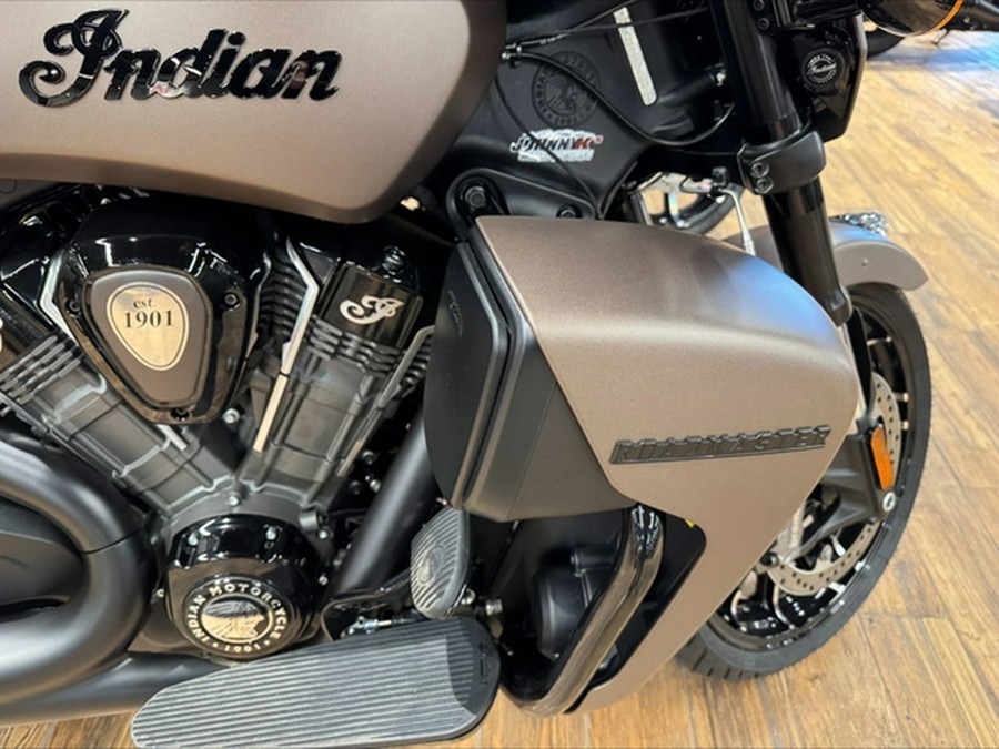 2025 Indian Roadmaster PowerPlus Dark Horse Nara Bronze Smok
