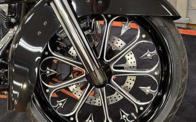 2013 Harley-Davidson® FLHX - Street Glide®