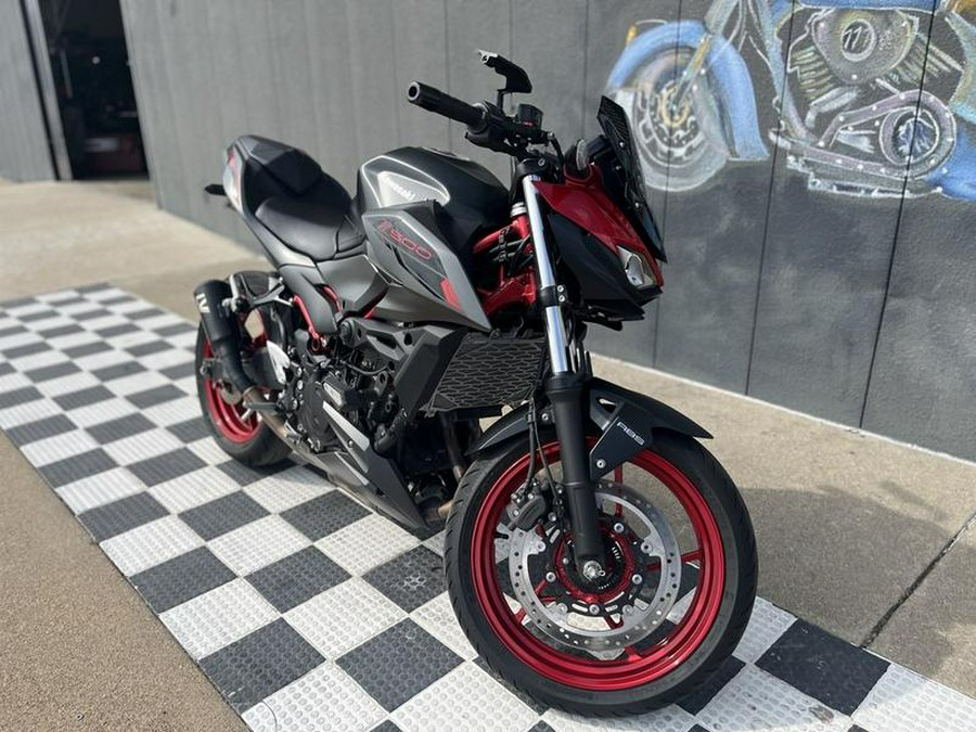 2024 Kawasaki Z500 SE ABS