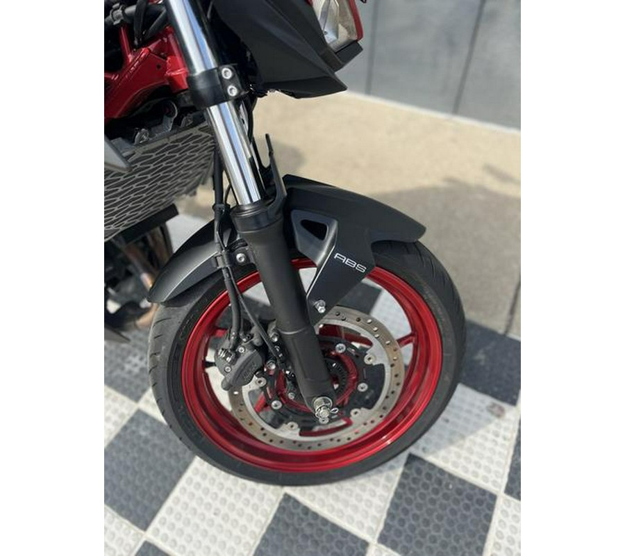 2024 Kawasaki Z500 SE ABS