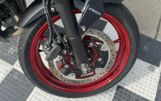 2024 Kawasaki Z500 SE ABS