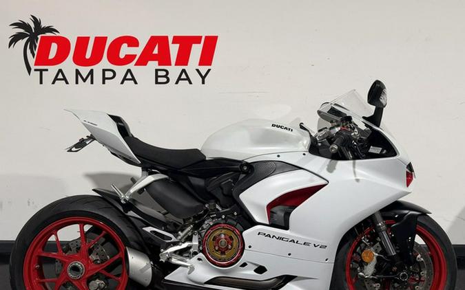 2021 Ducati Panigale V2 White Rosso Livery