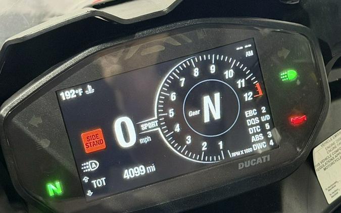 2021 Ducati Panigale V2 White Rosso Livery