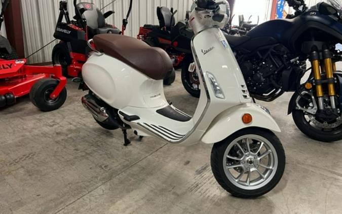 2022 Vespa Primavera 50