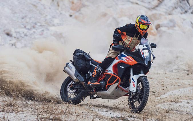 2023 KTM 1290 Super Adventure R | First Look Review