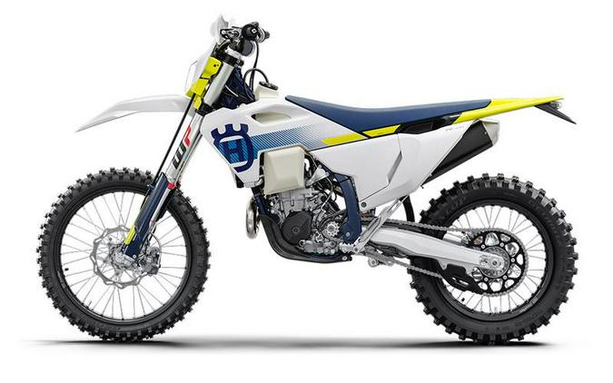 2023 Husqvarna FE 450 First Look [6 Fast Facts – New Model]