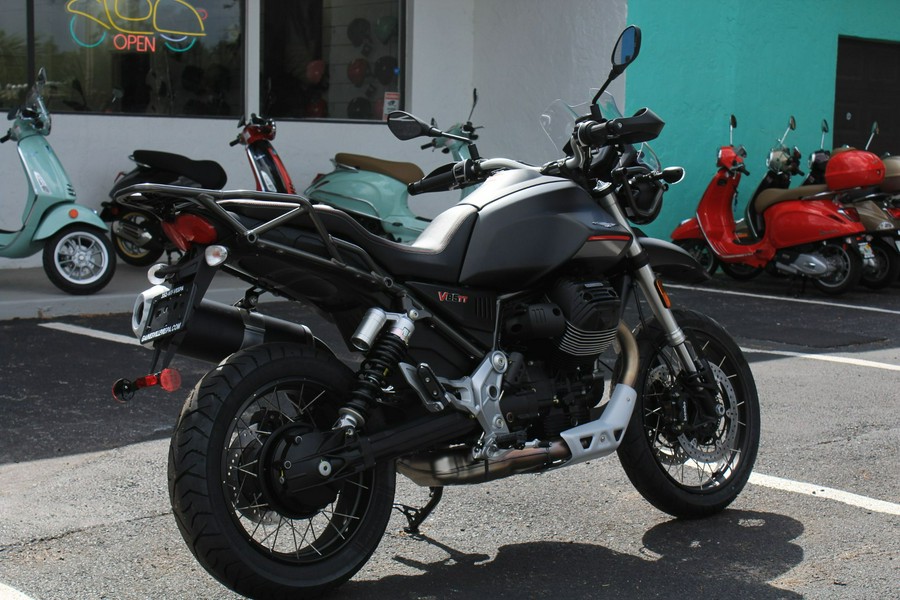 2023 Moto Guzzi V85 TT