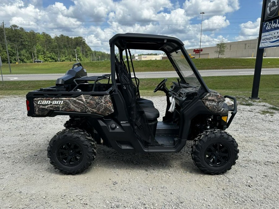 2024 Can-Am™ Defender XT HD10