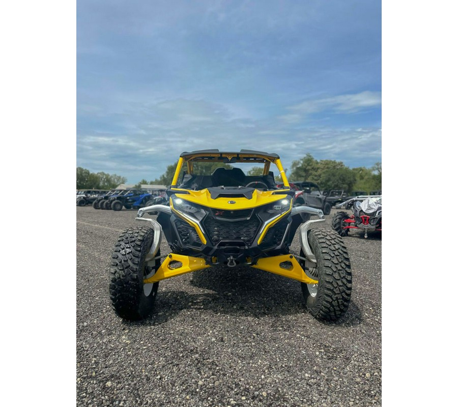 2024 Can-Am™ Maverick R X rs