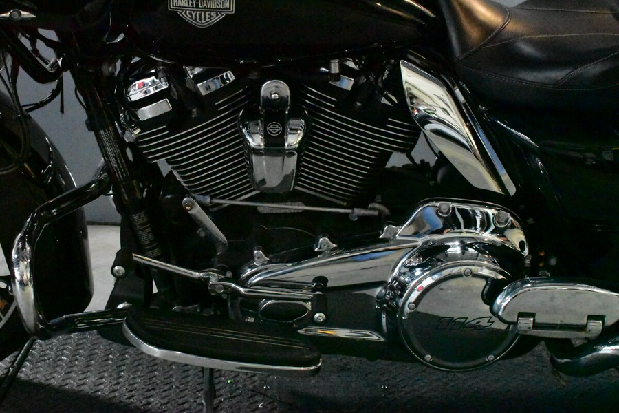 2022 Harley-Davidson Road Glide Special