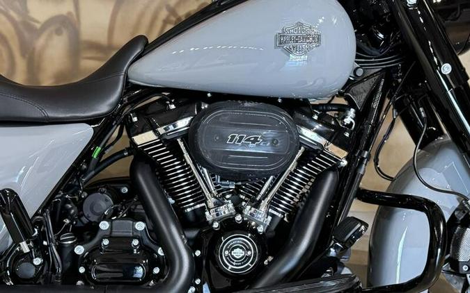 FLHRXS 2025 Road King™ Special