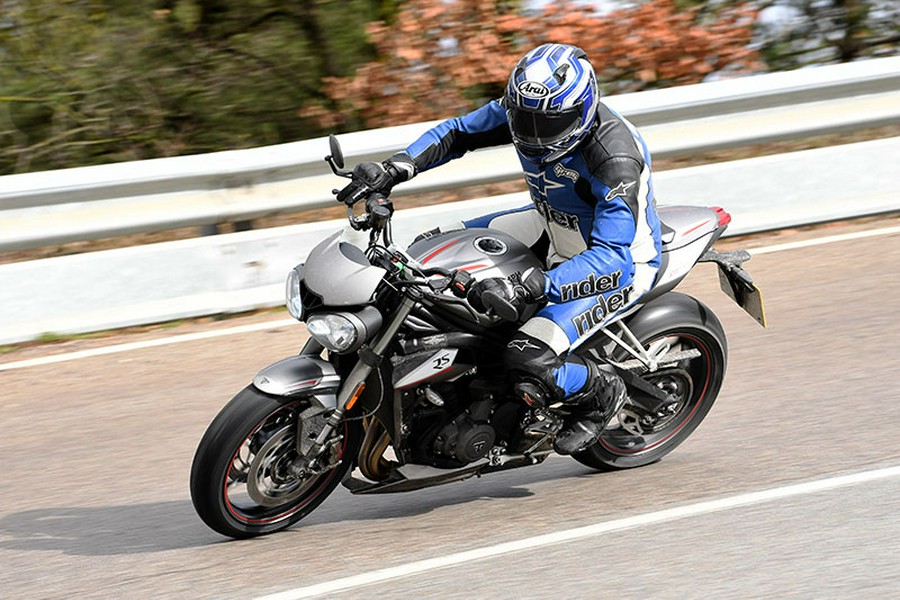 2021 TRIUMPH STREET TRIPLE RS 765 - FAE2938