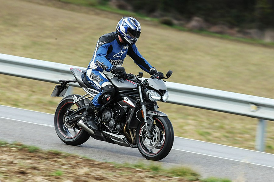 2021 TRIUMPH STREET TRIPLE RS 765 - FAE2938
